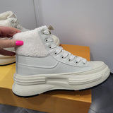 Sneaker Beige Schuhe Gefüttert NEW