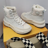 Sneaker Beige Schuhe Gefüttert NEW