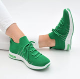 Sneaker in "Grün" NEW